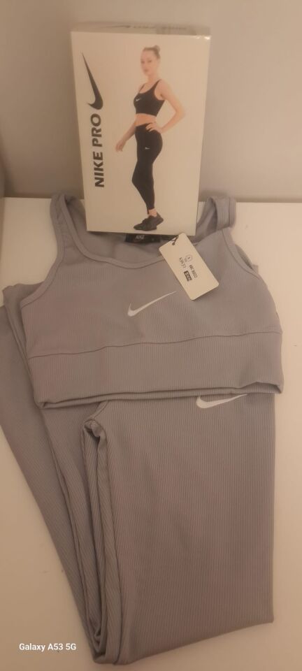 NİKE PRO